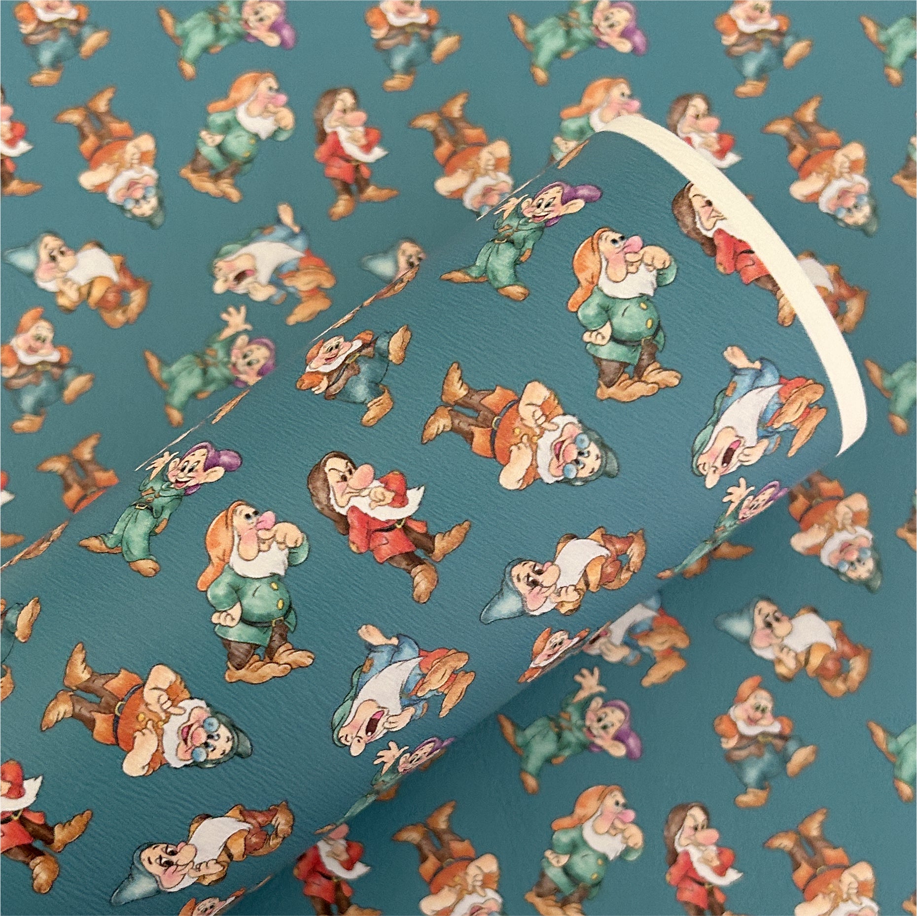Apple Princess Friends Printed Faux Leather Sheets