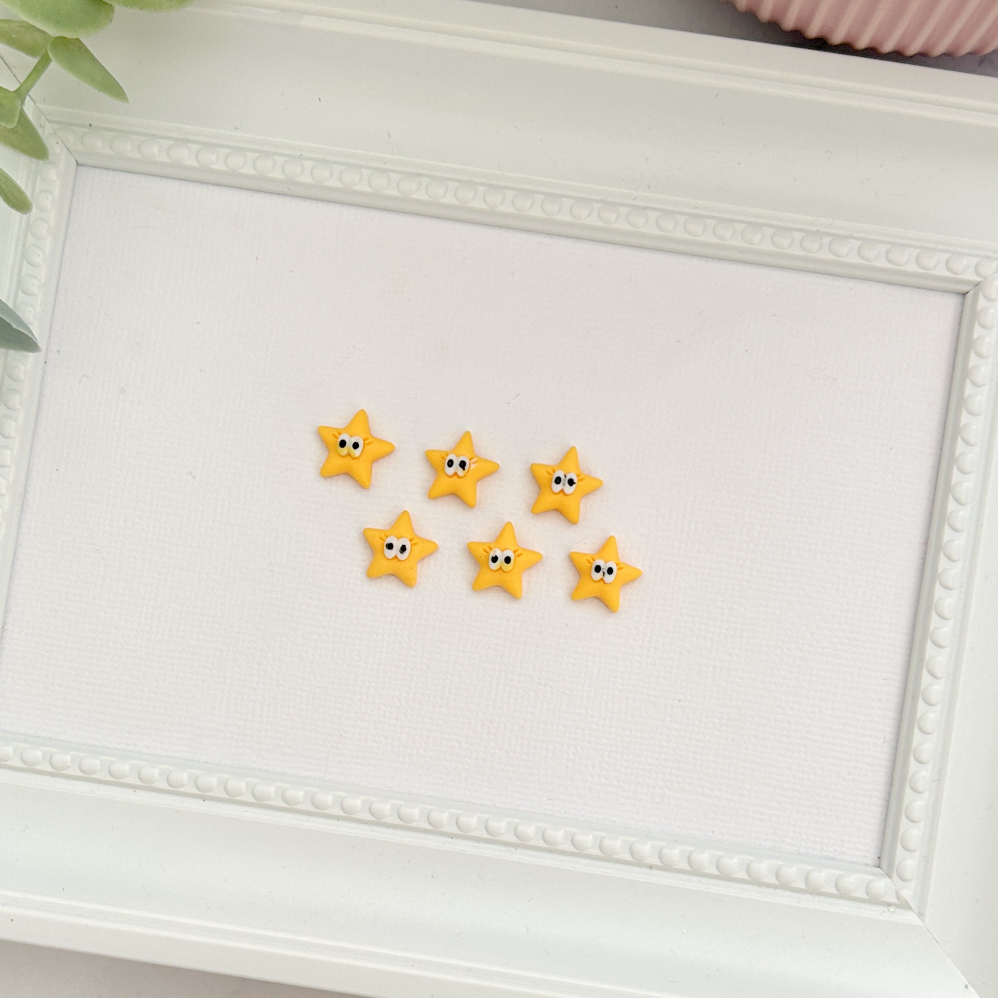 Star (Pack of 6) Resin Embellishment