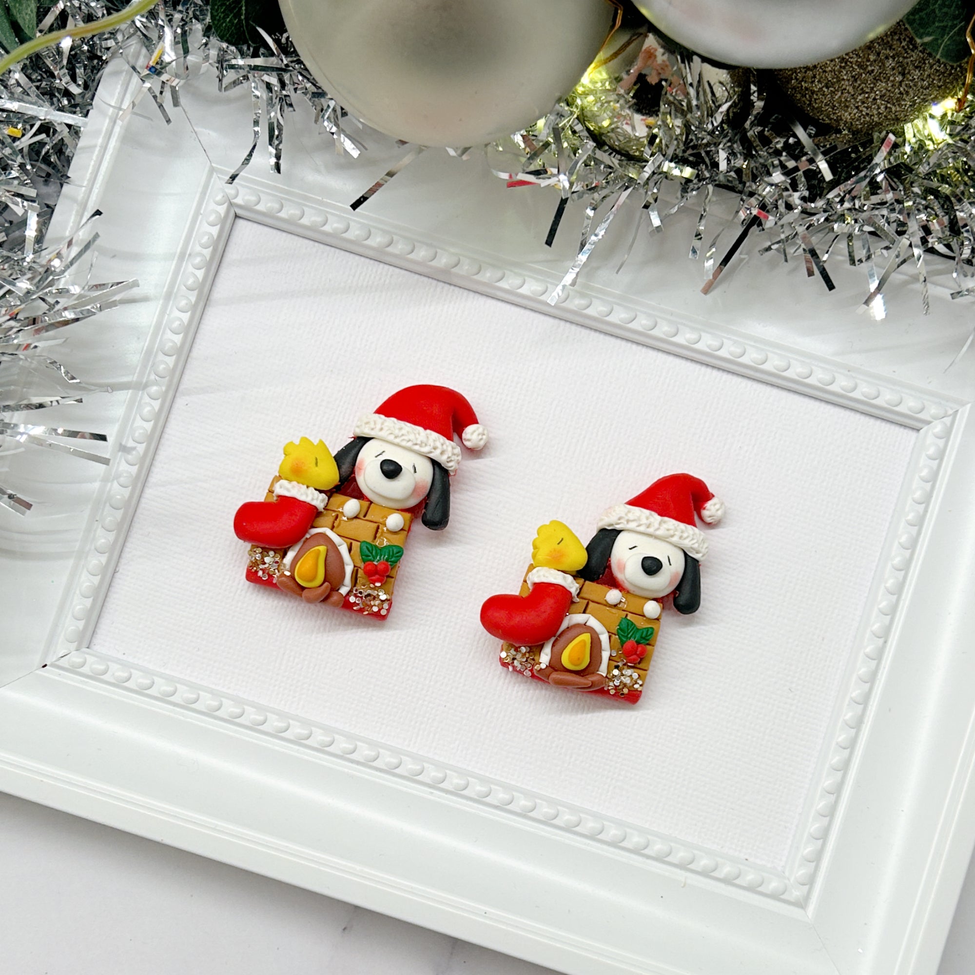 Peanuts Chimney Christmas Cameo Clay Embellishment