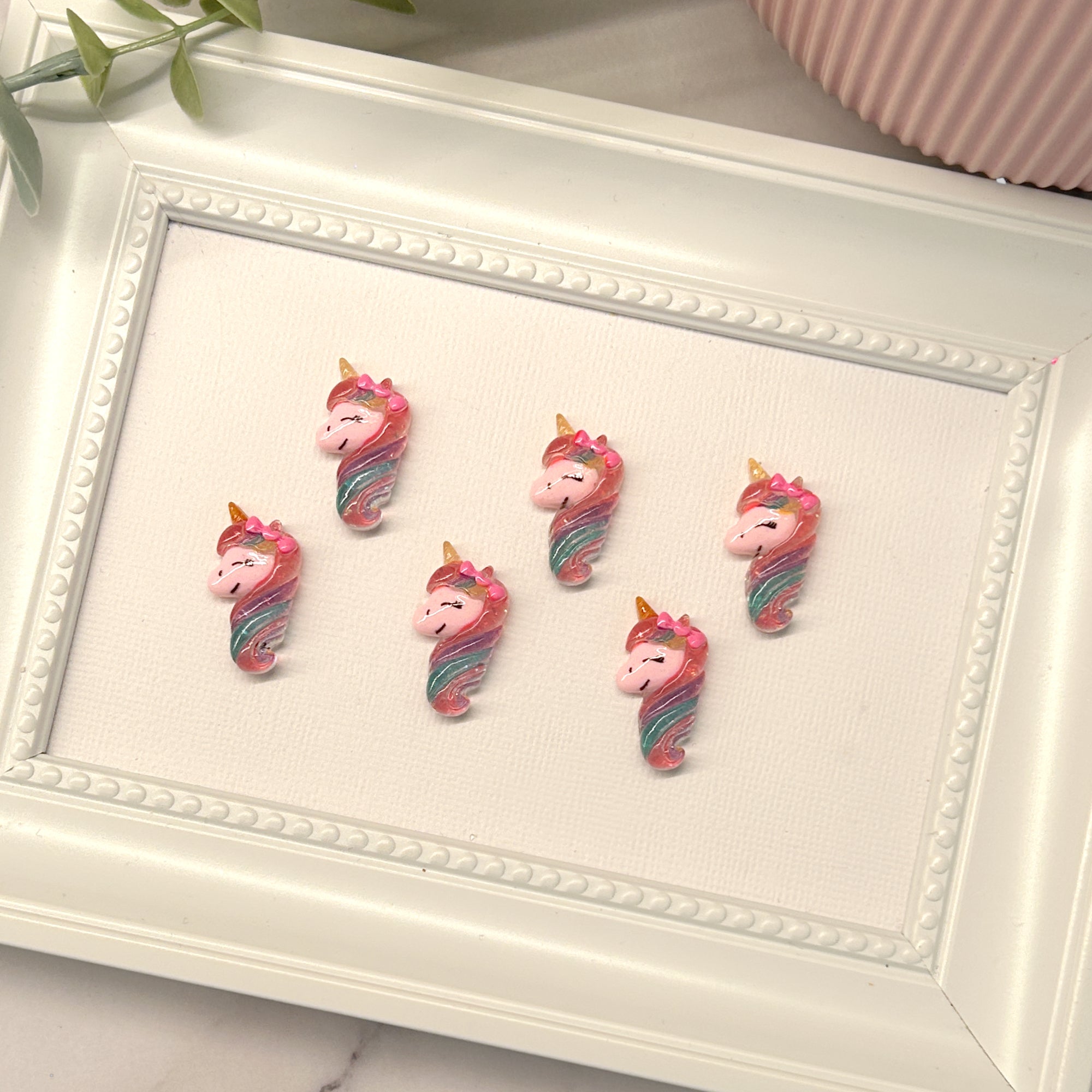 Unicorn (Pack of 6) Resin Embellishment